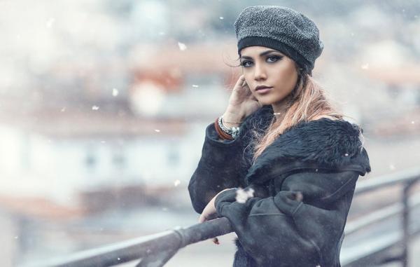 10 استایل پیشنهادی مجذوب کننده و کاربردی زنانه برای روزهای سرد زمستانی